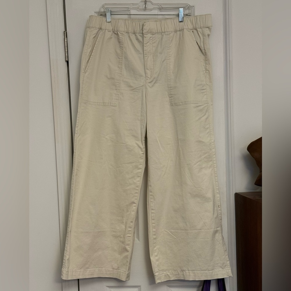 NWOT GAP Women's Wide Leg Chinos size XL